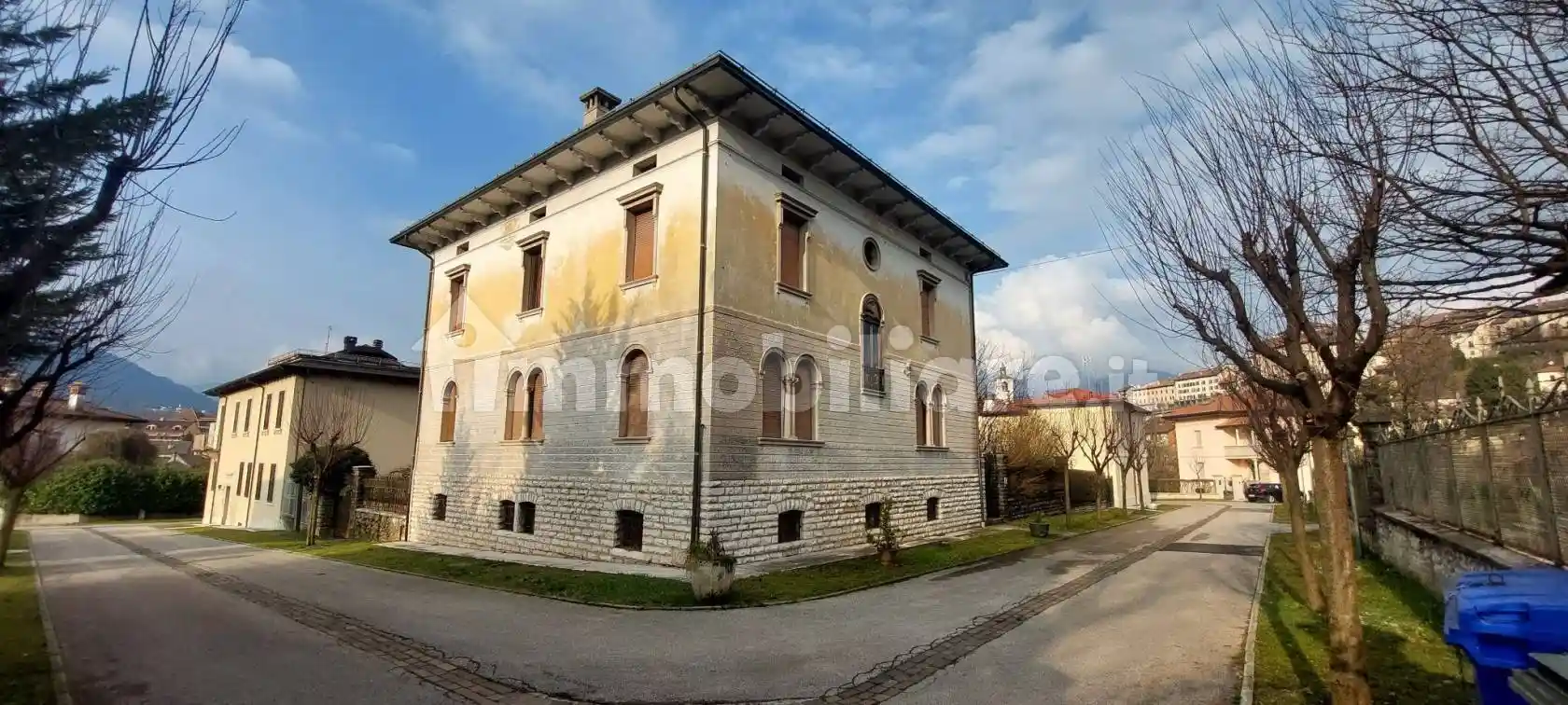 Villa in vendita a Feltre