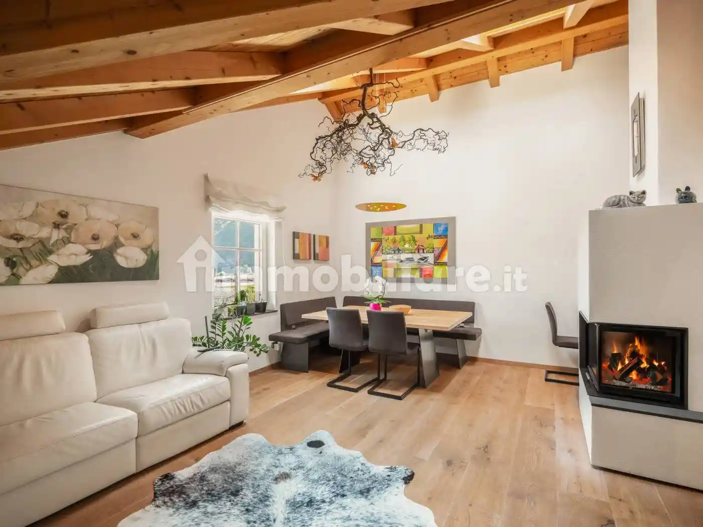 Villa unifamiliare, buono stato, 439 m², Ora - foto 2