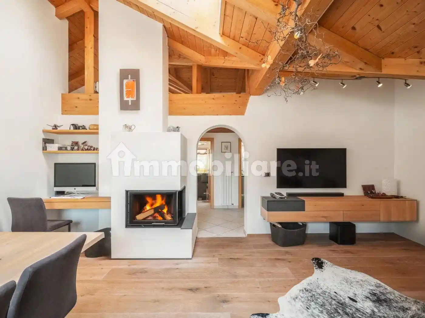 Villa unifamiliare, buono stato, 439 m², Ora - foto 3