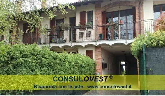 Appartamento in asta a Torre d'Isola