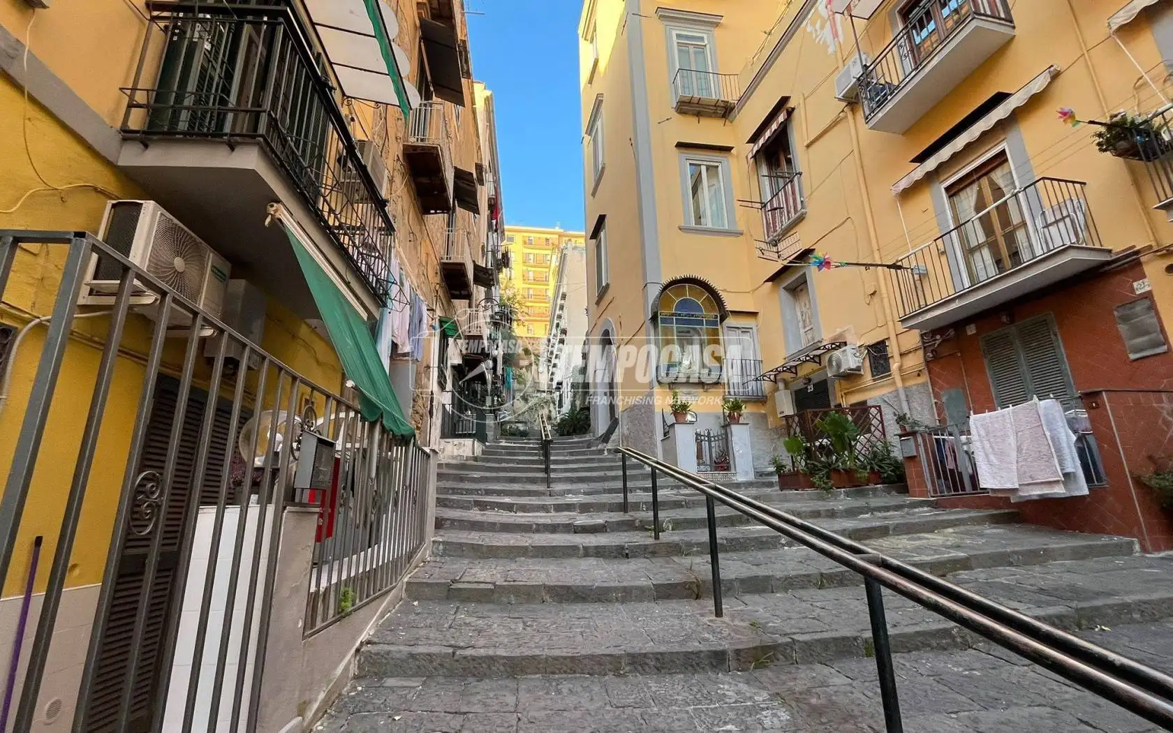 Appartamento in vendita a Napoli