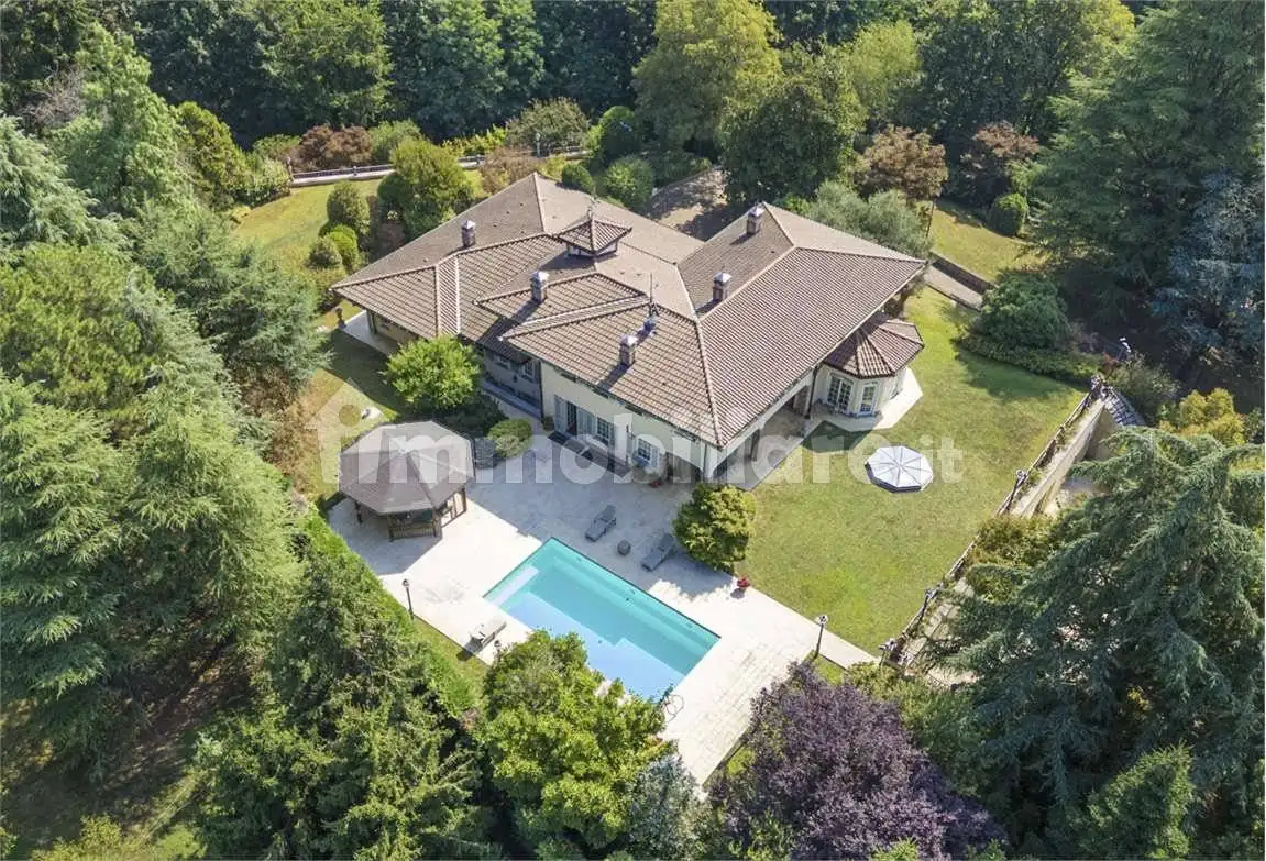 Villa in vendita a Arcore