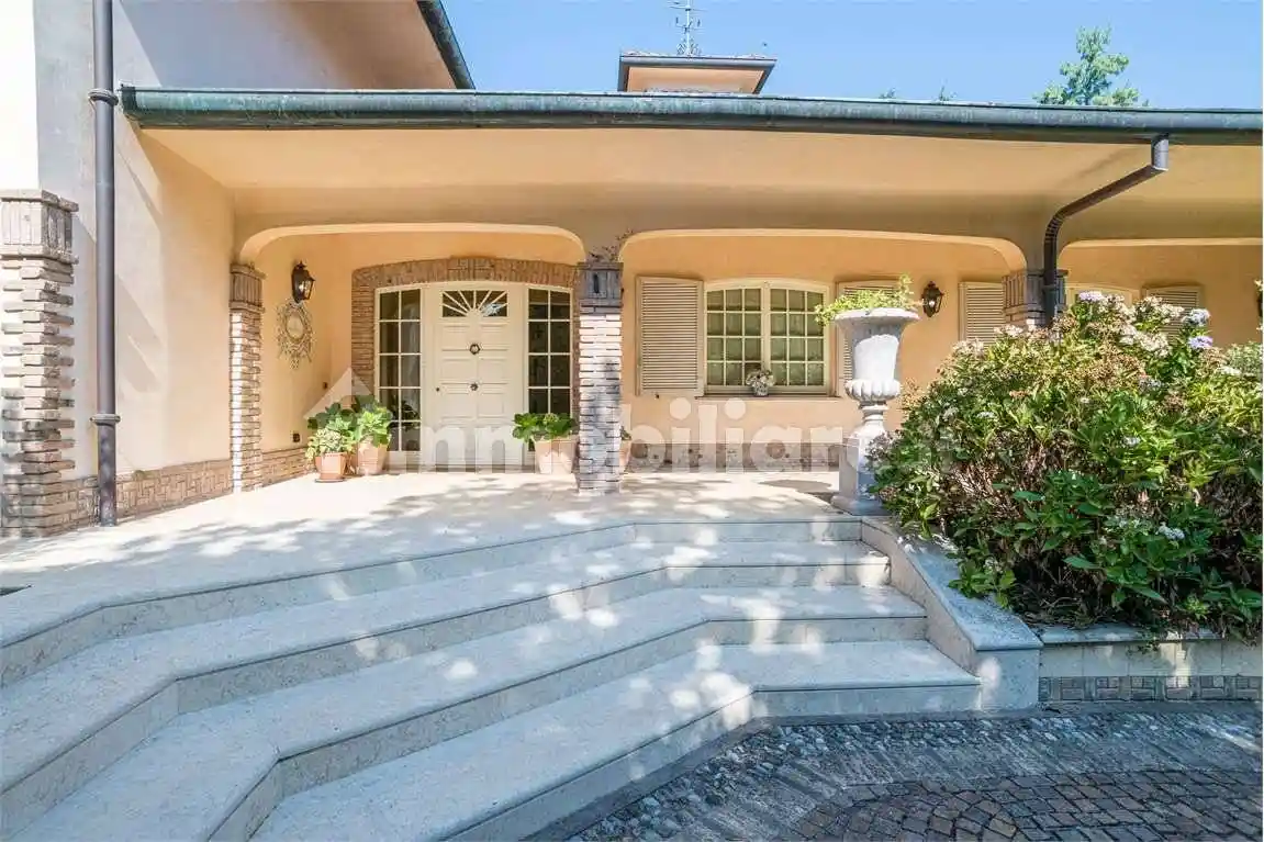 Villa unifamiliare via Della Maiella, 45, Centro, Arcore - foto 2