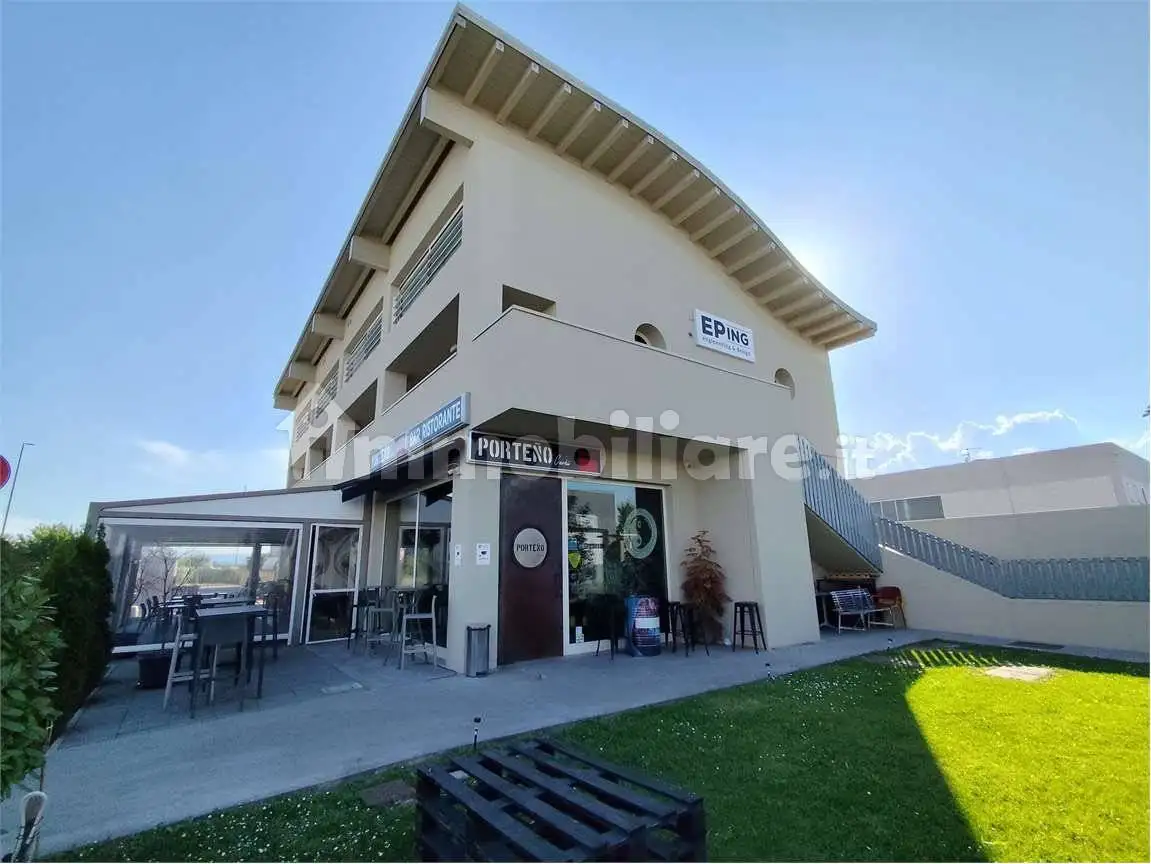 Palazzo - Edificio in vendita a Piacenza