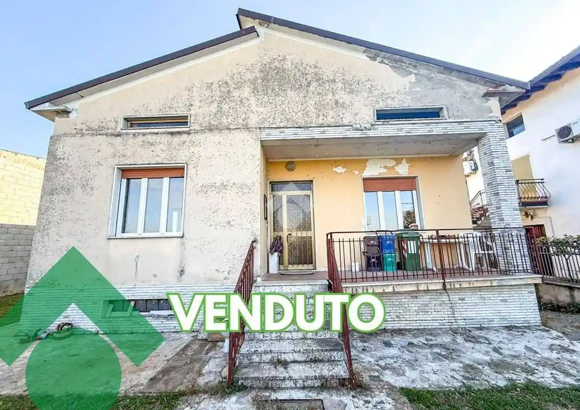 Villa in vendita a Rovato