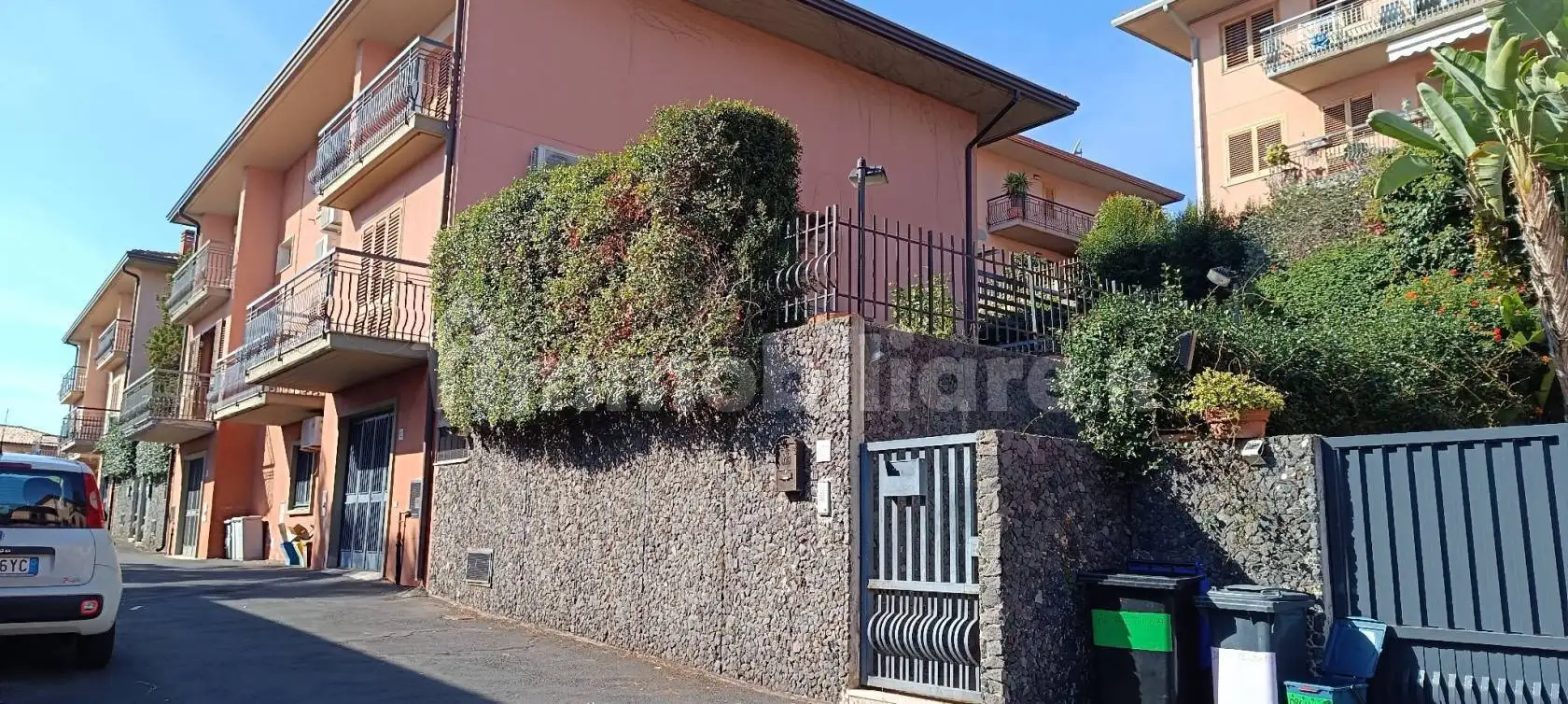 Villetta a schiera in vendita a San Gregorio di Catania