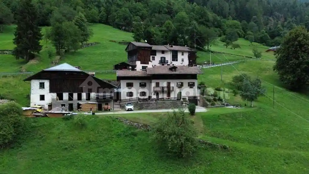 Appartamento in vendita a Rabbi