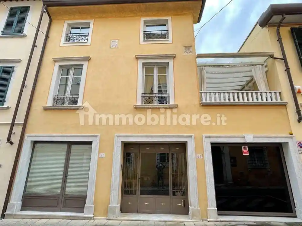 Casa indipendente in vendita a Pietrasanta