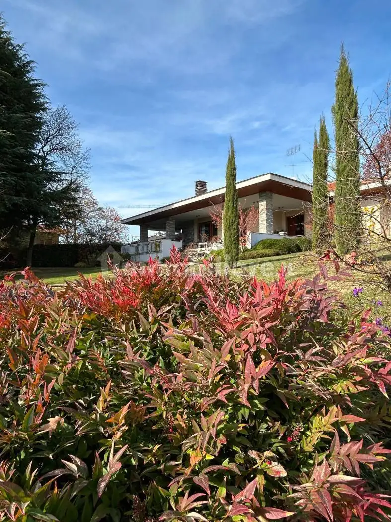 Villa in vendita a Borgo San Dalmazzo