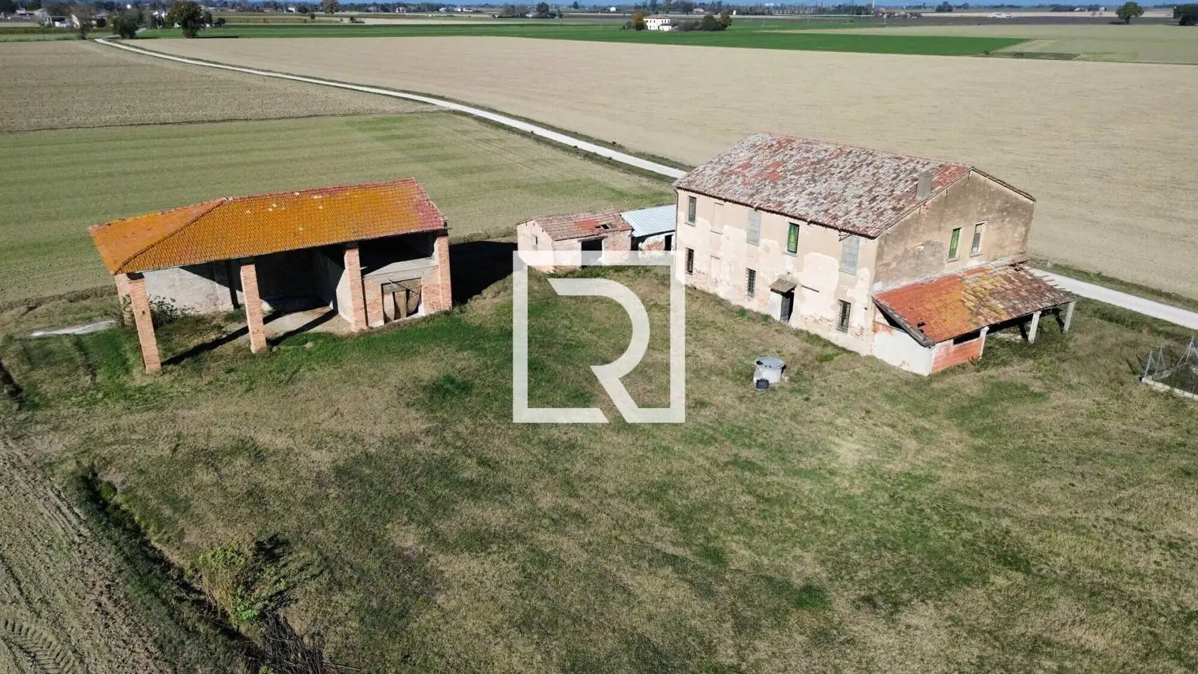 Rustico - Casale in vendita a Ravenna