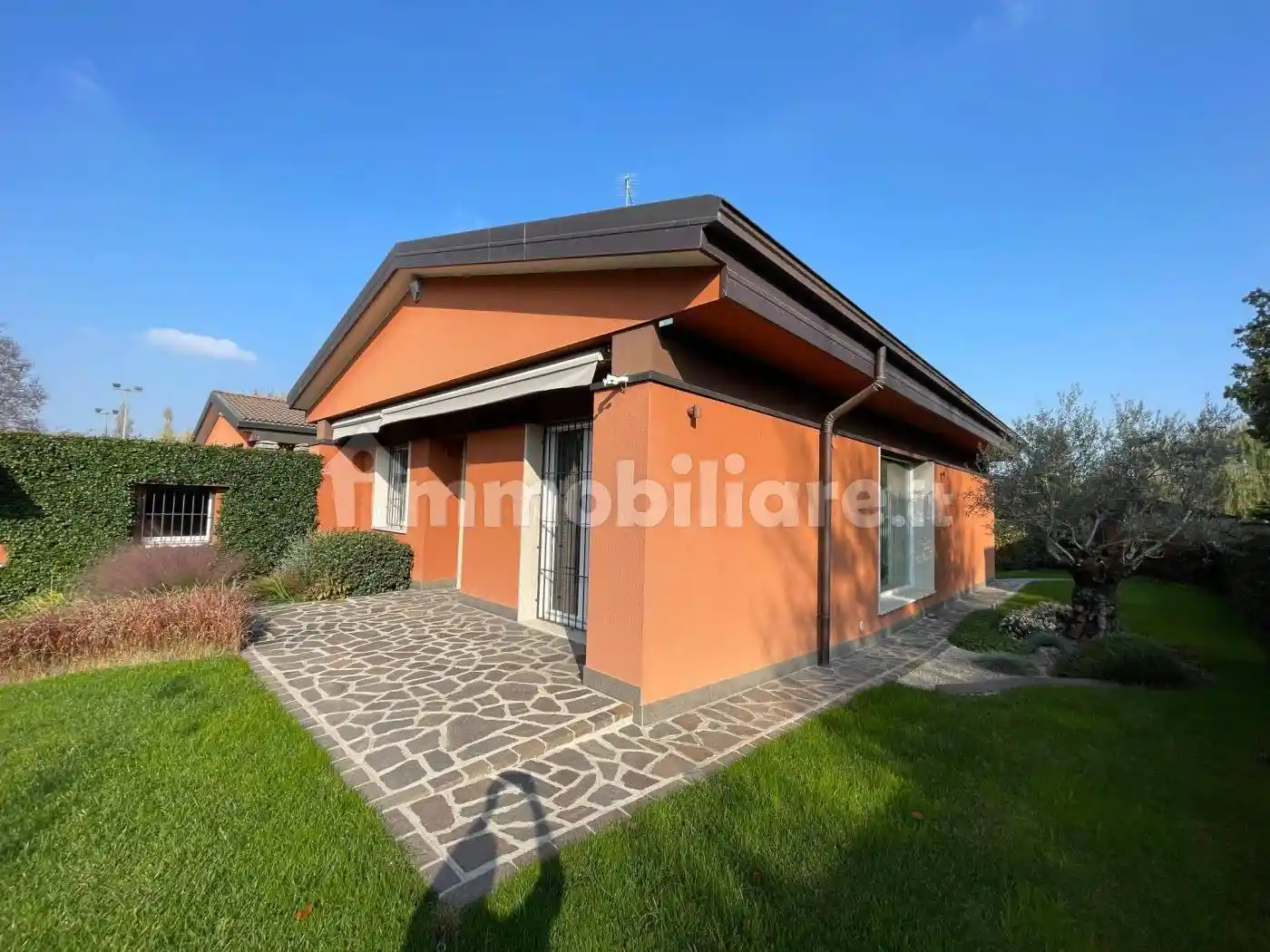 Villa unifamiliare via Giacomo Matteotti 40, Centro, Arese - foto 2