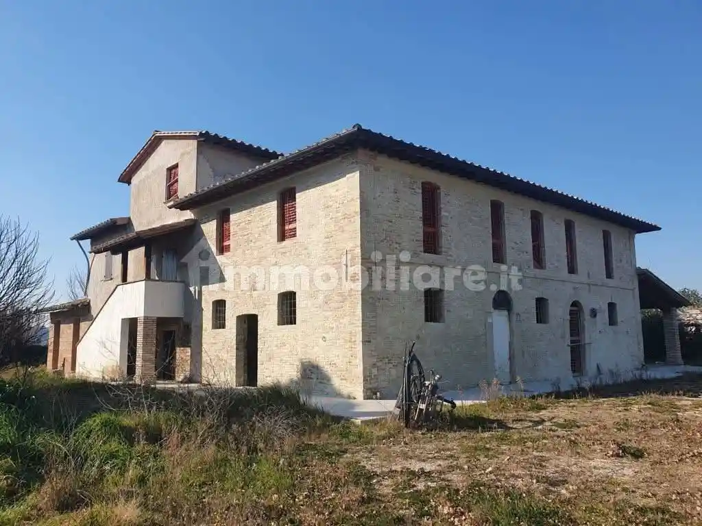 Rustico - Casale in vendita a Bastia Umbra