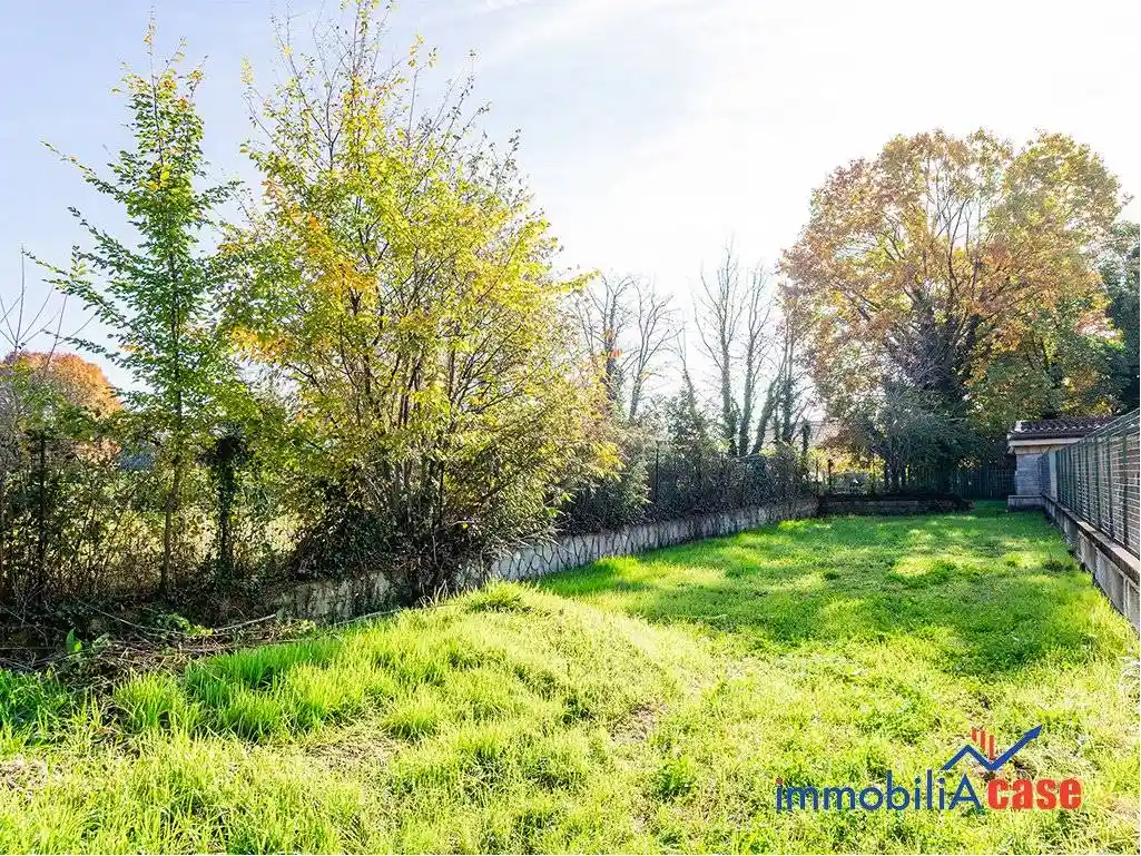 Villa in vendita a Limbiate