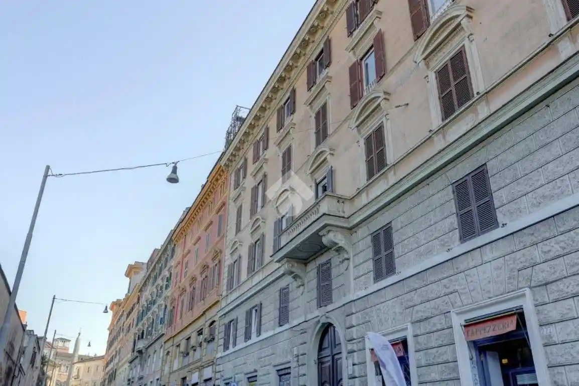 Trilocale via di San Giovanni in Laterano, Colosseo - Fori Imperiali, Roma - foto 2