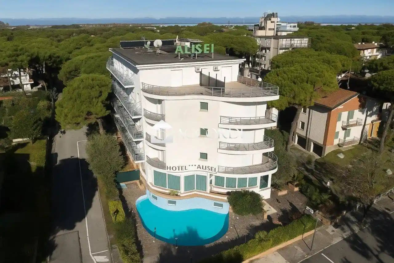 Palazzo - Edificio in vendita a Lignano Sabbiadoro