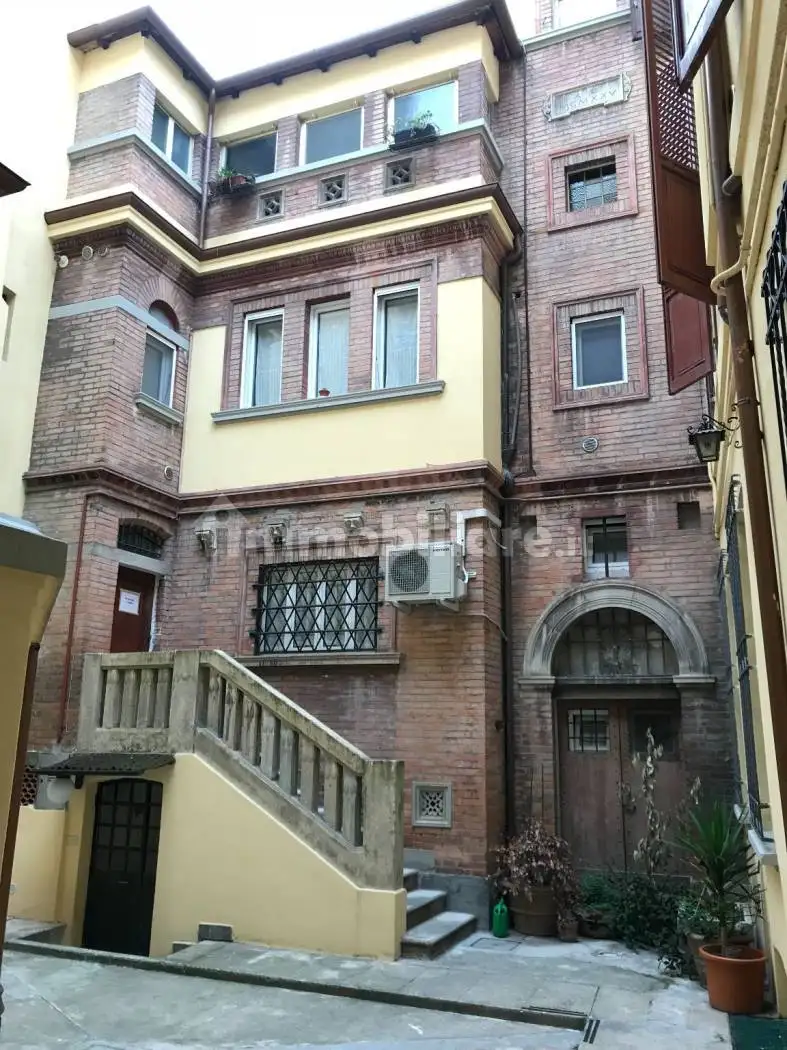 Appartamento in affitto a Bologna