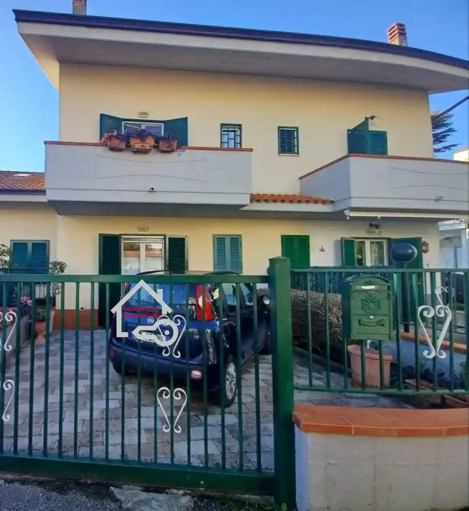 Villa bifamiliare via Giuseppe Ungaretti 42, Licinella Torre Di Paestum, Capaccio Paestum - foto 3