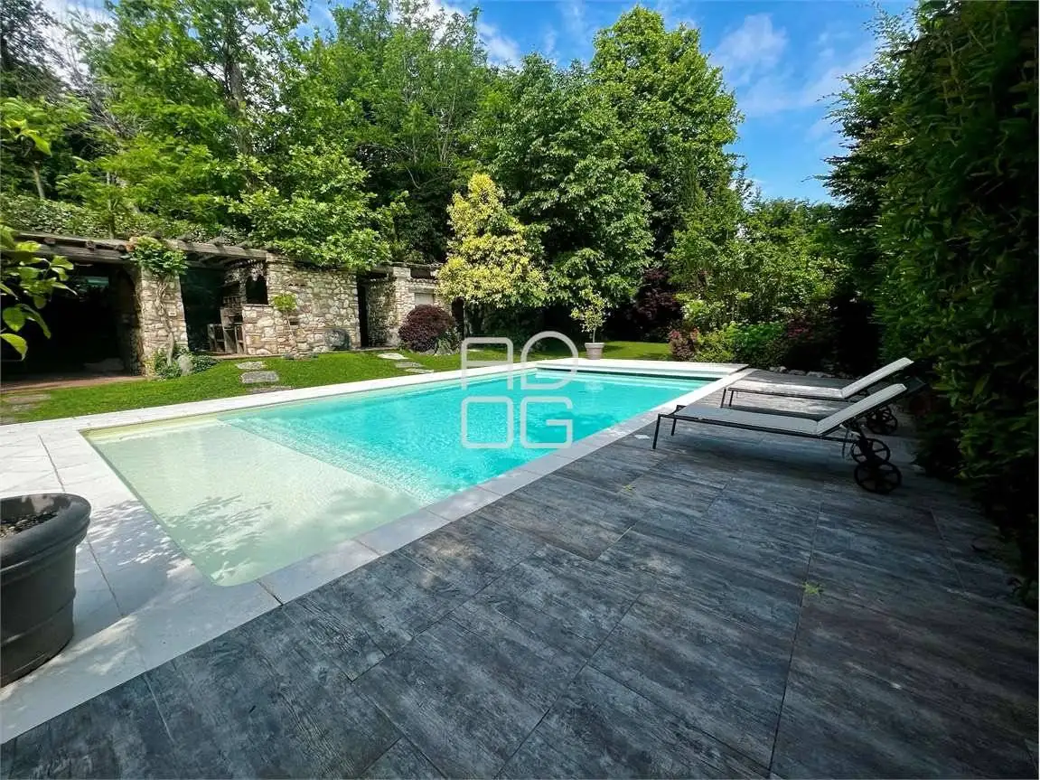 Villa in affitto a Desenzano del Garda