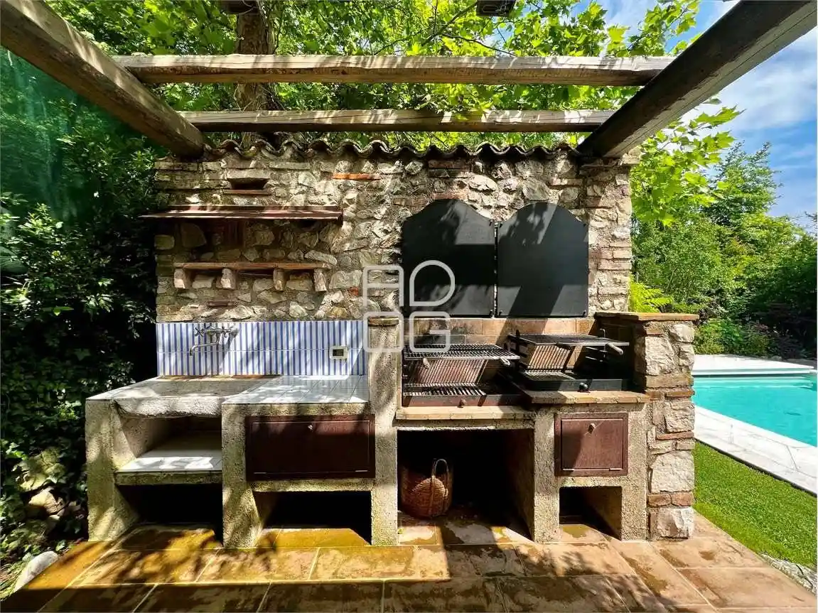 Villa unifamiliare, ottimo stato, 290 m², Entroterra, Desenzano del Garda - foto 4