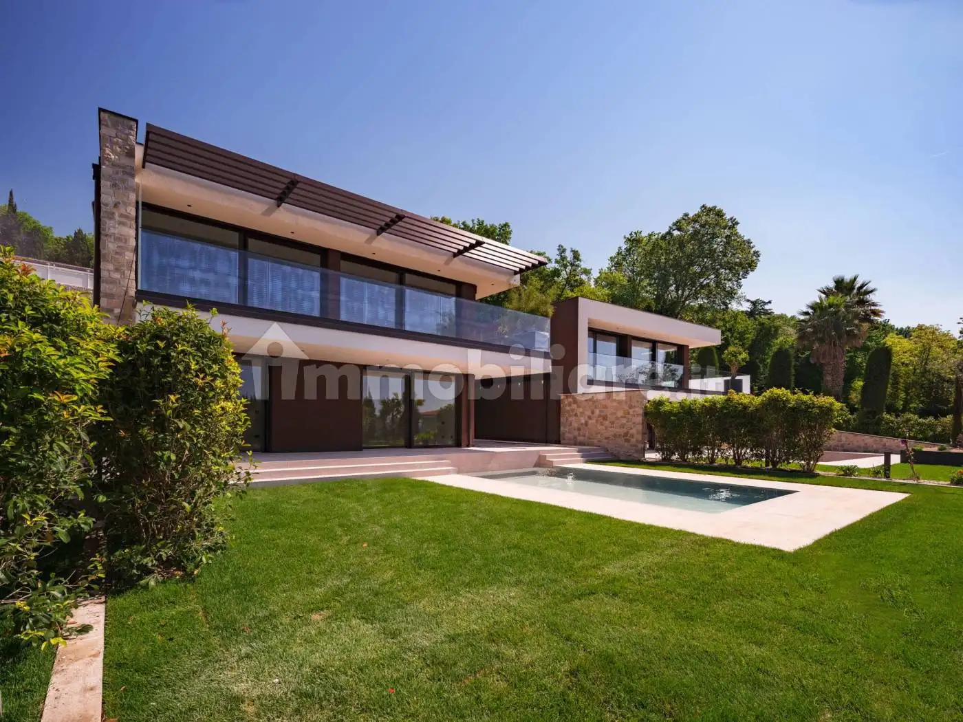 Villa in vendita a Bardolino