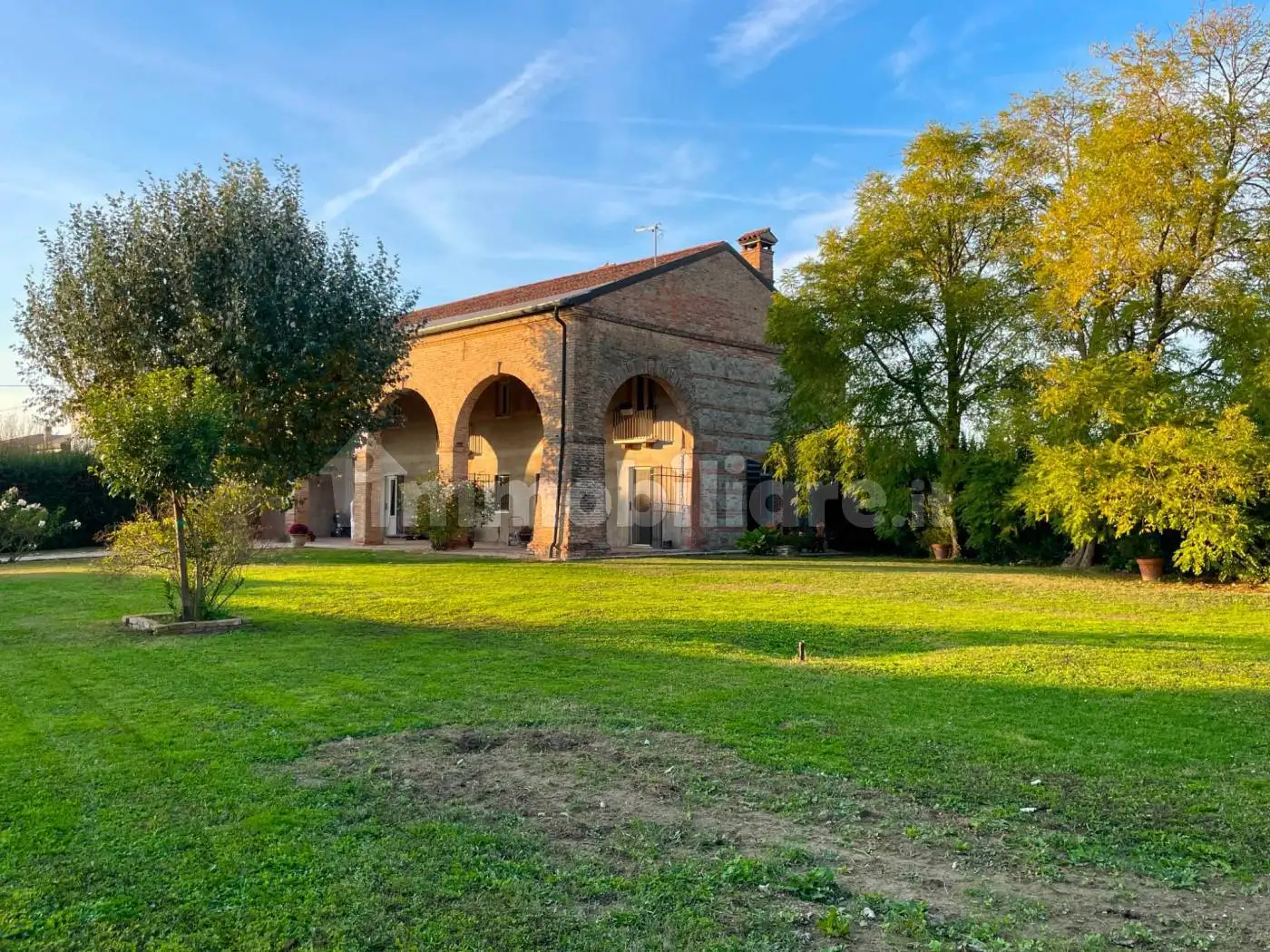 Villa in vendita a Correzzola