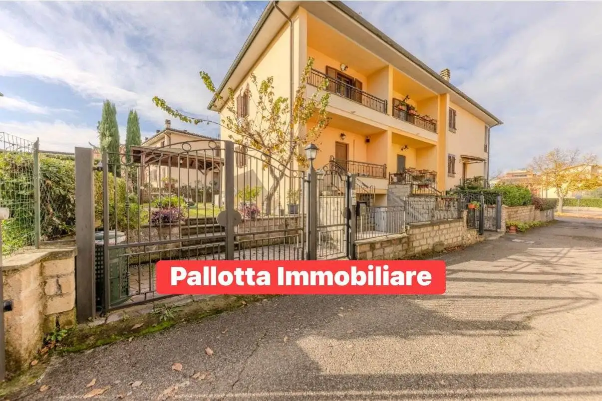 Villetta a schiera in vendita a Capodimonte