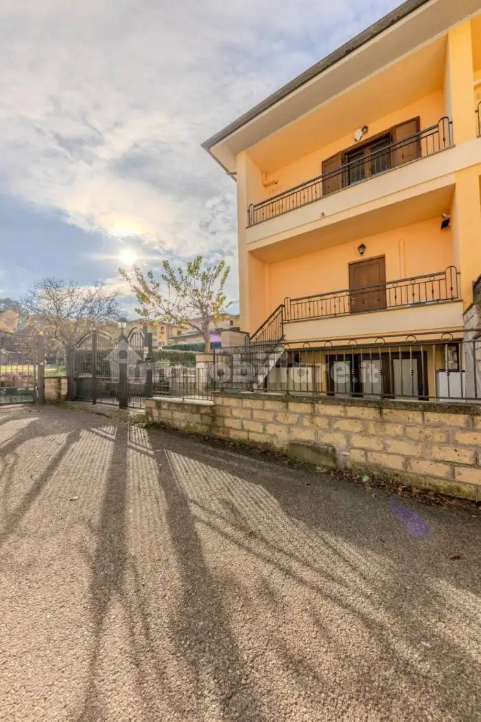 Villa a schiera via San Sebastiano 94, Capodimonte - foto 2