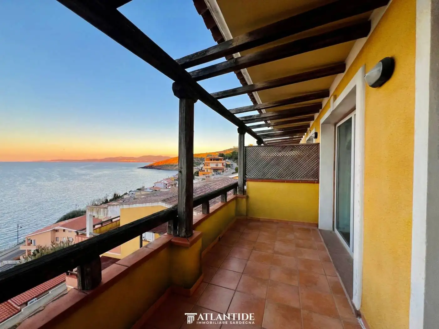 Trilocale via Michele Giua 3, Centro, Castelsardo - foto 2