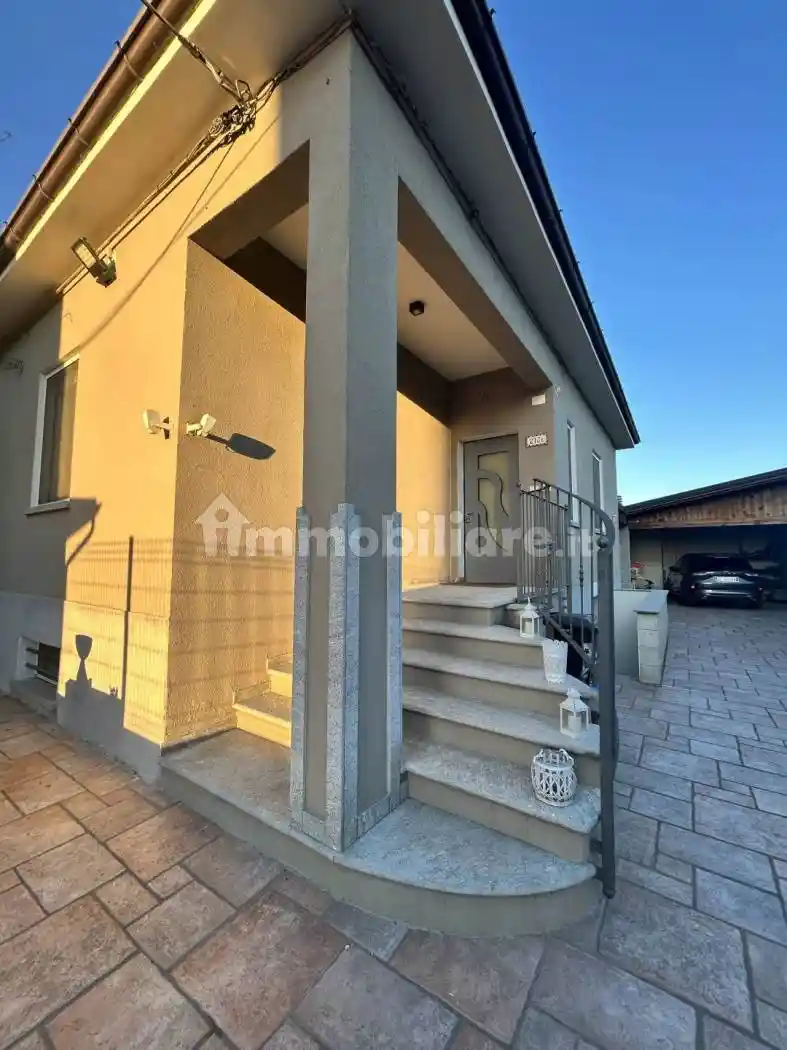 Terratetto unifamiliare 108 m², ottimo stato, Mucinasso, Piacenza - foto 3