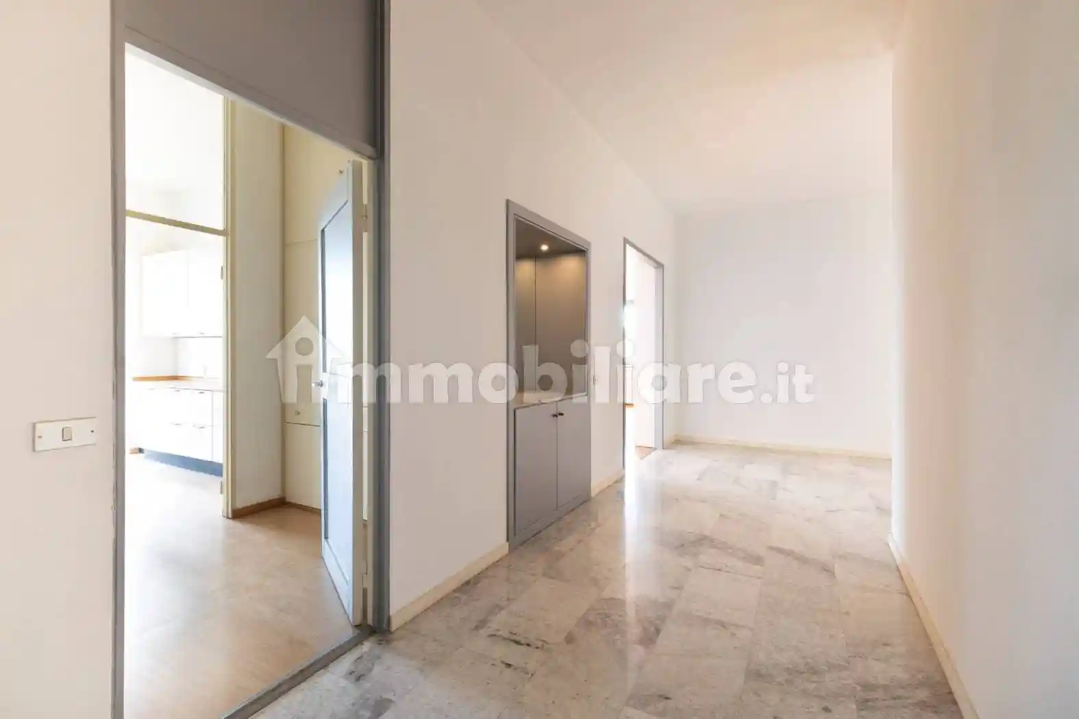 Attico 220 m² con balcone, San Babila, Milano - foto 3