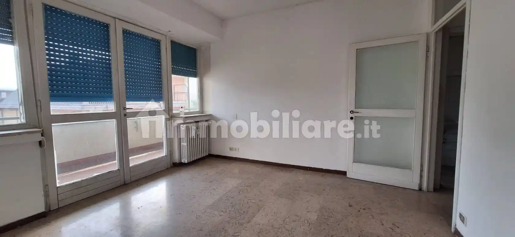 Trilocale via Francesco Crispi 26, Brunella, Varese - foto 3