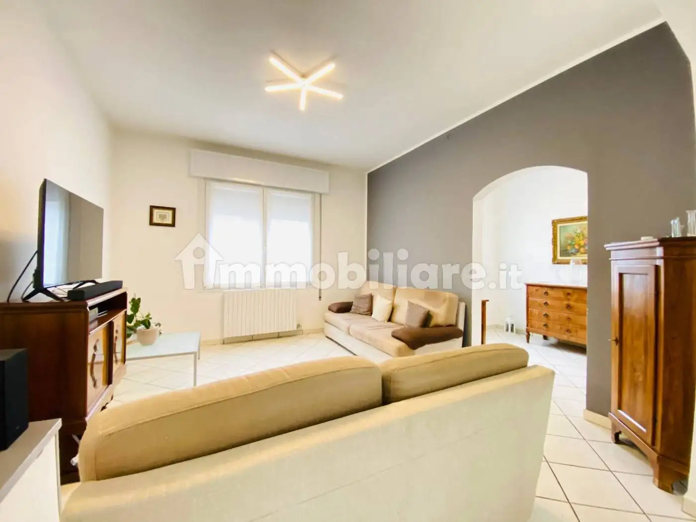 Villa bifamiliare via Giuseppe Garibaldi, Centro, Bovolone - foto 3