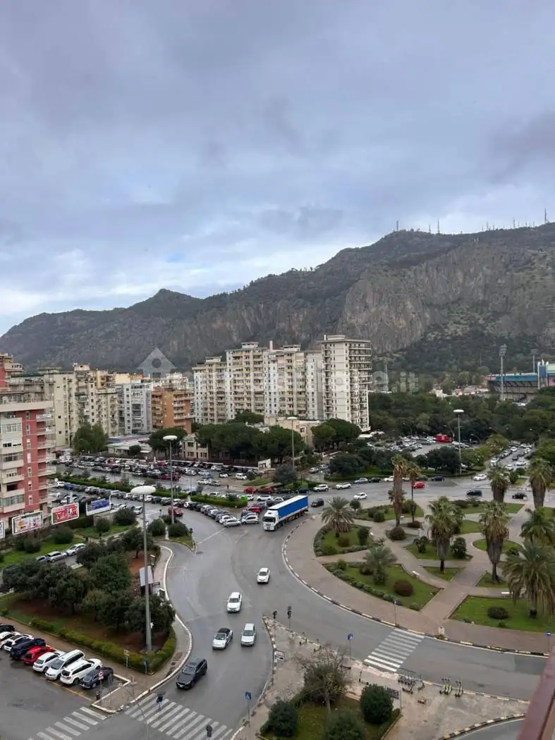 Appartamento in affitto a Palermo