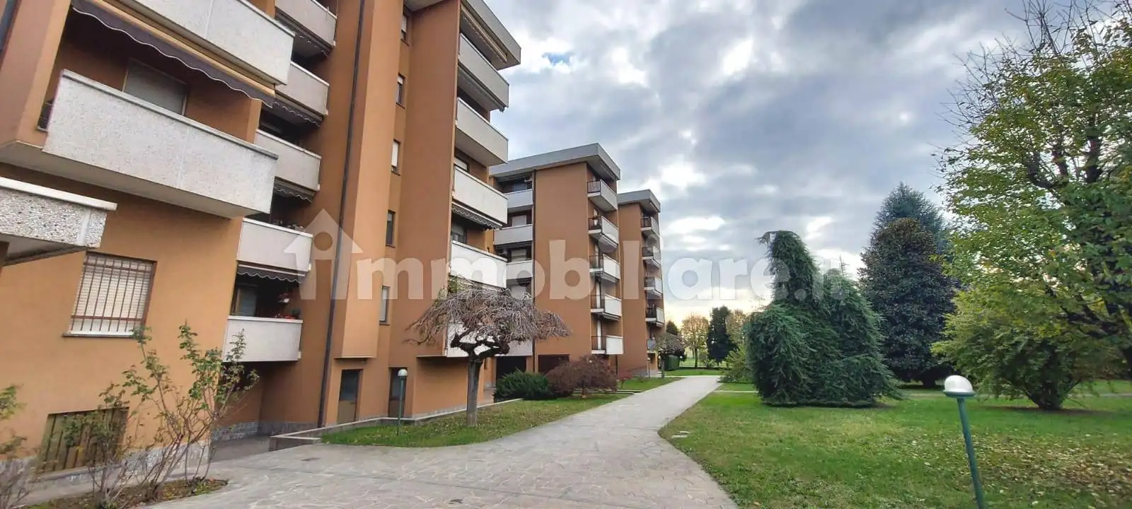 Quadrilocale via Giuseppe Fanin 11, Centro, Arluno - foto 2