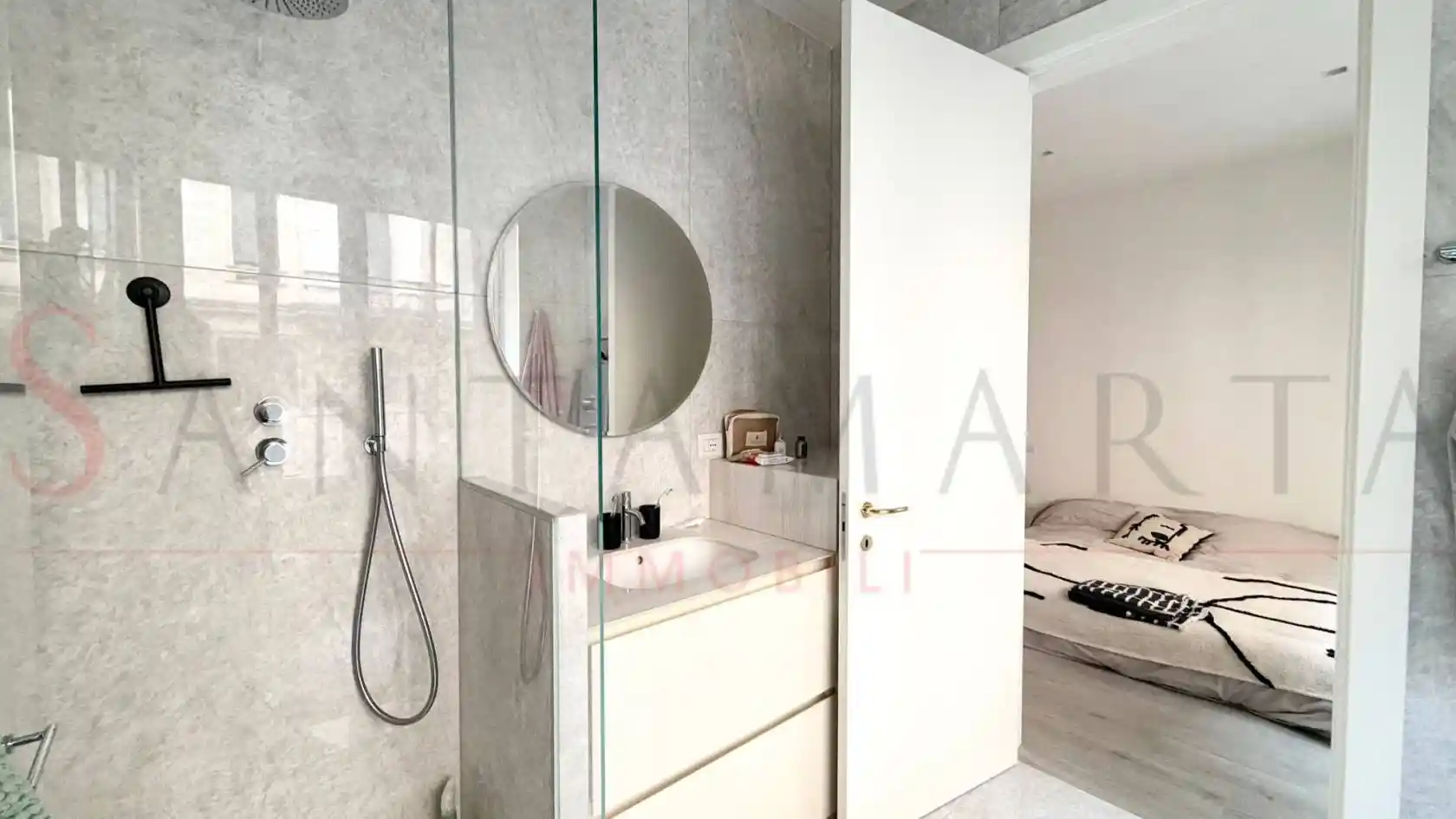 Bilocale ottimo stato, primo piano, San Babila, Milano - foto 3