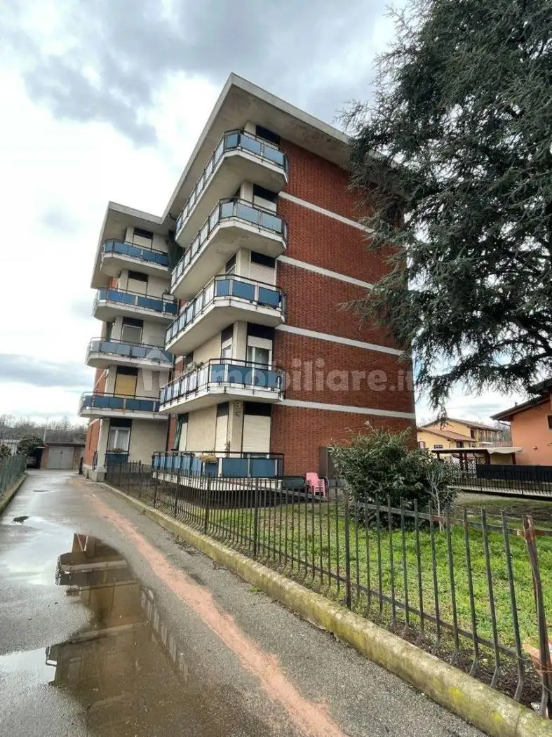 Appartamento in vendita a Bellinzago Novarese