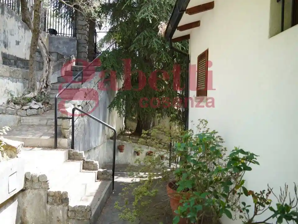 Villa unifamiliare Cosenza via Sambiase, sn, Acquedotto, Cosenza - foto 3