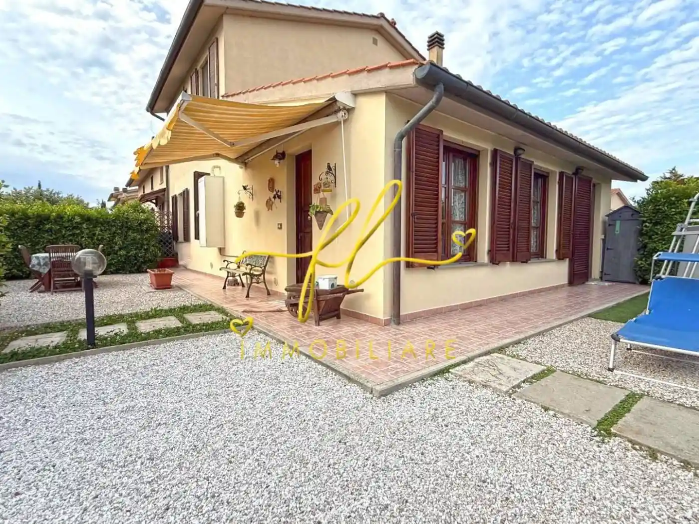 Appartamento in vendita a Cecina