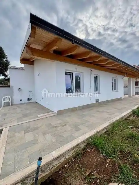 Villa in vendita a Ardea