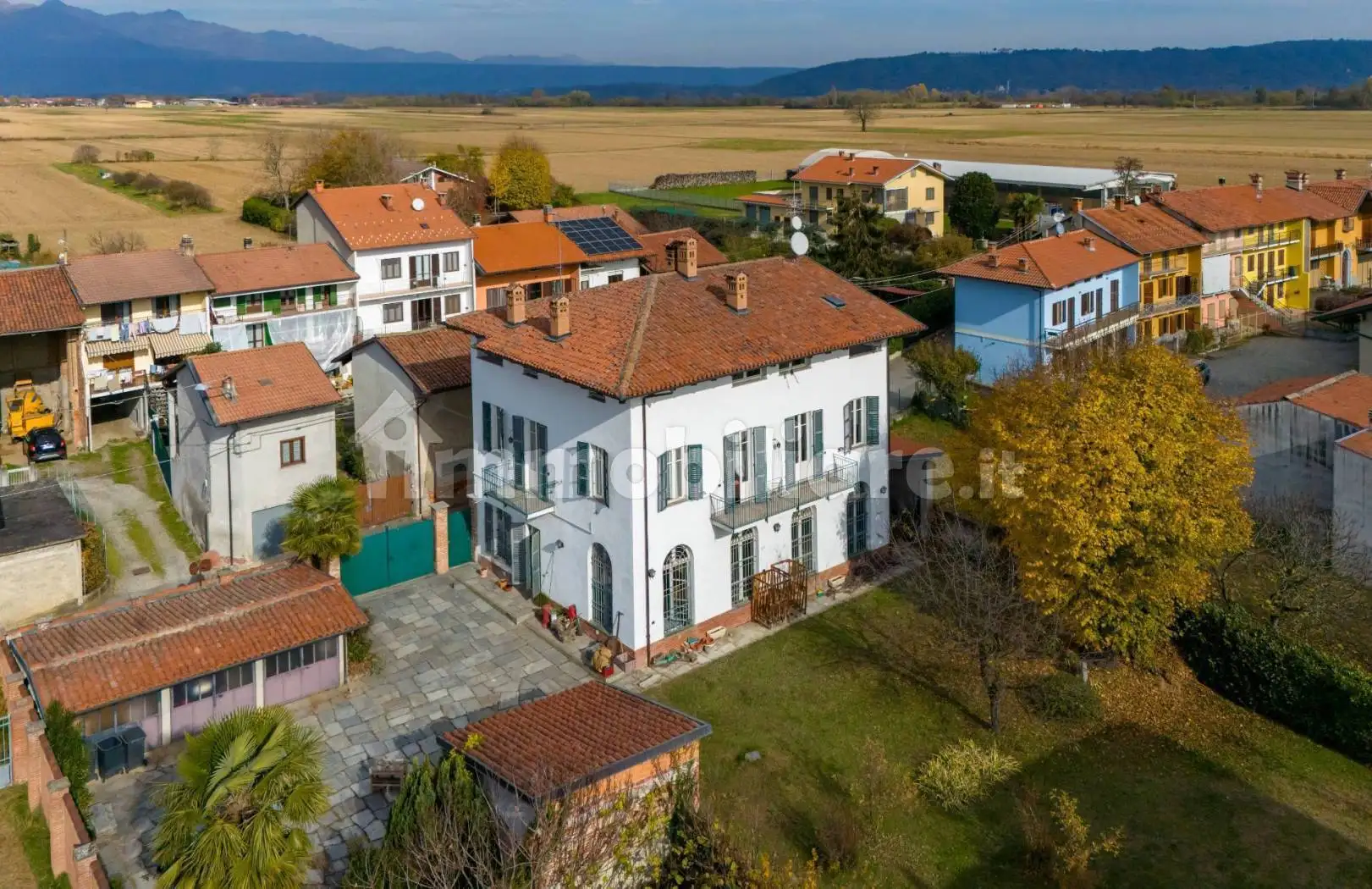 Casa indipendente in vendita a Strambino