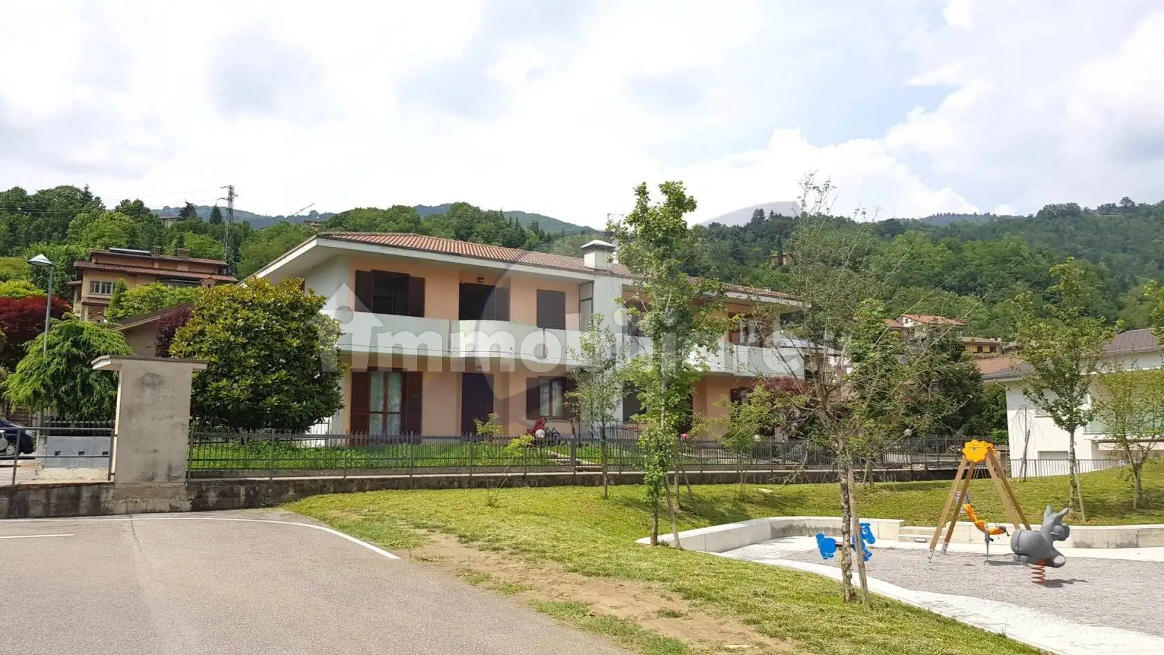 Appartamento in vendita a Casazza