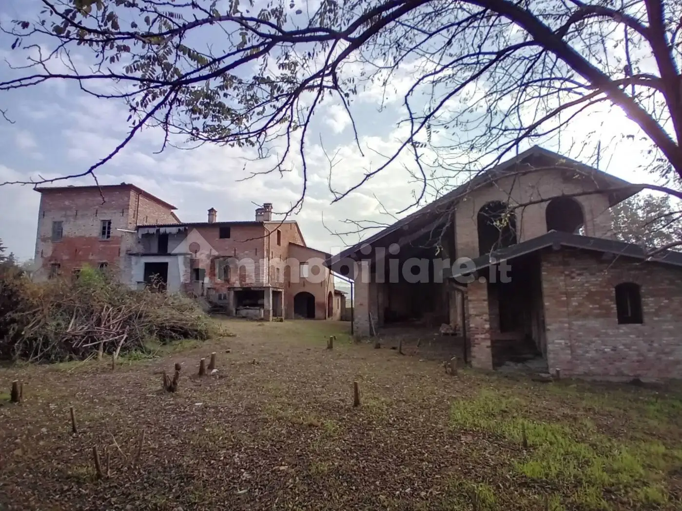 Villa in vendita a Montebello della Battaglia