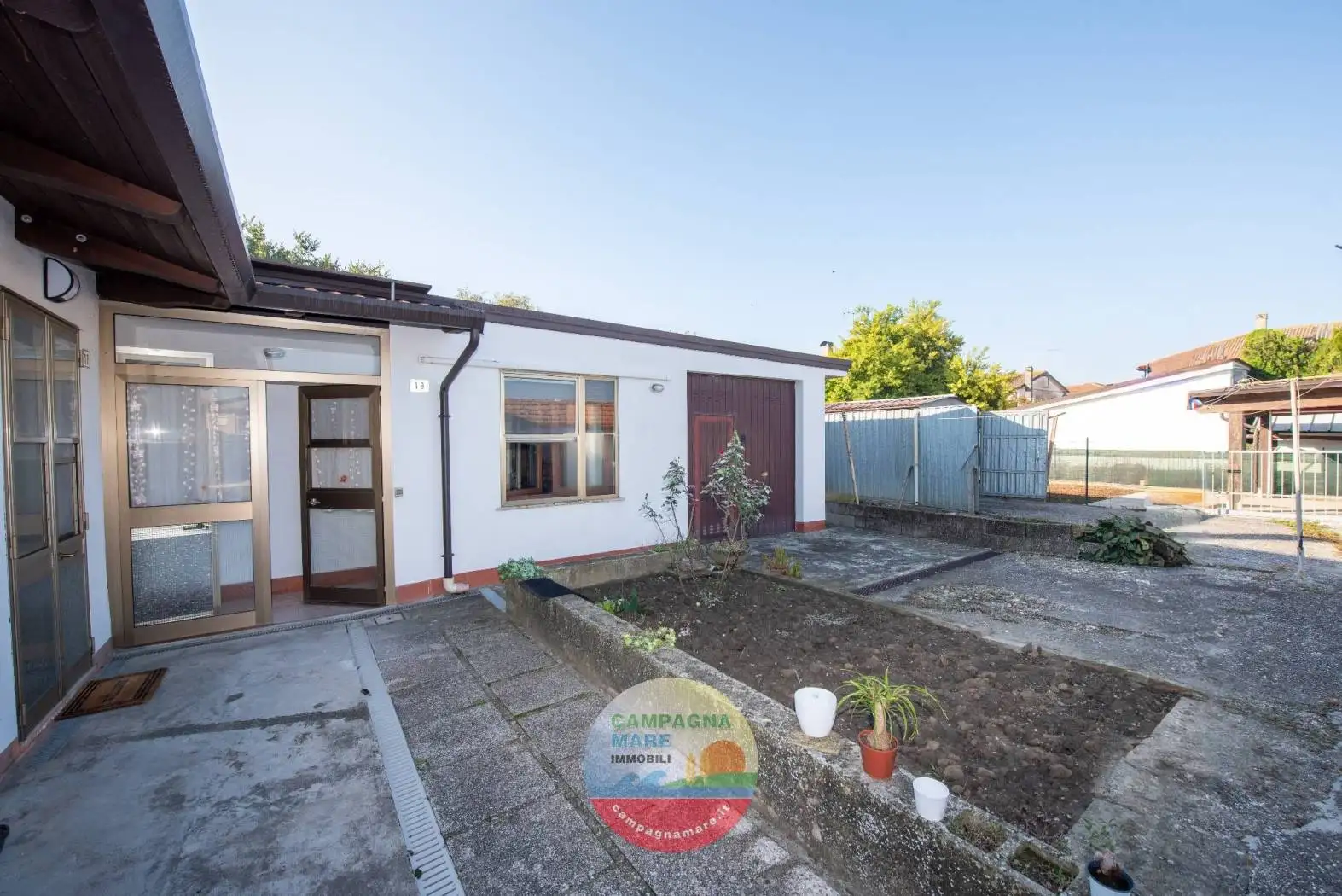 Villetta a schiera in vendita a Jolanda di Savoia