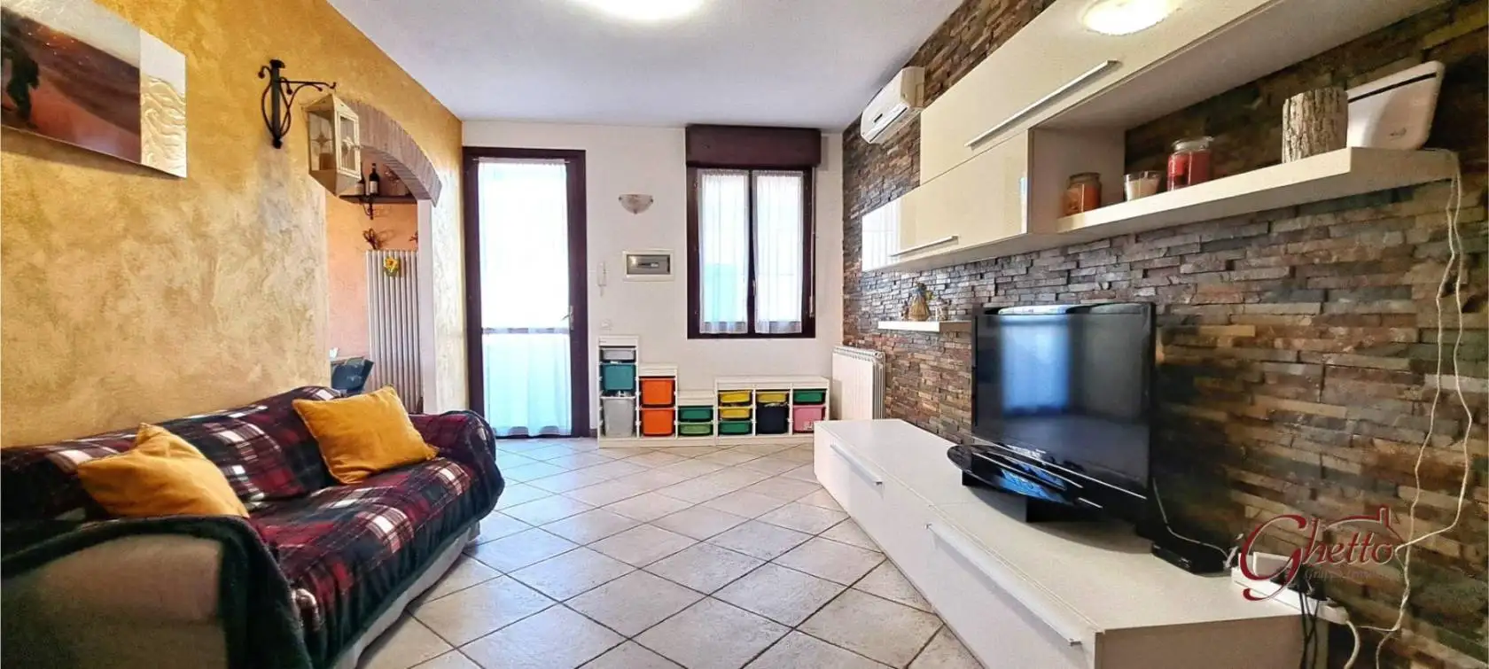 Appartamento in vendita a Cento