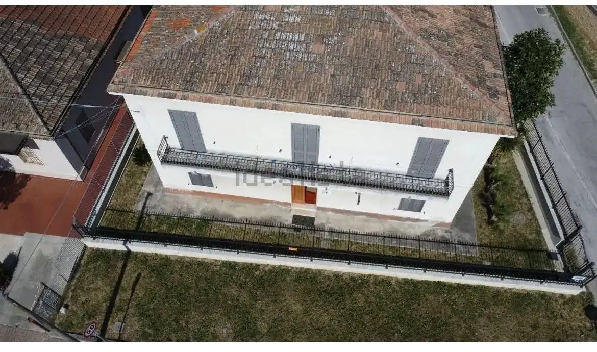 Appartamento via Gabriele D'Annunzio, Alanno - foto 3