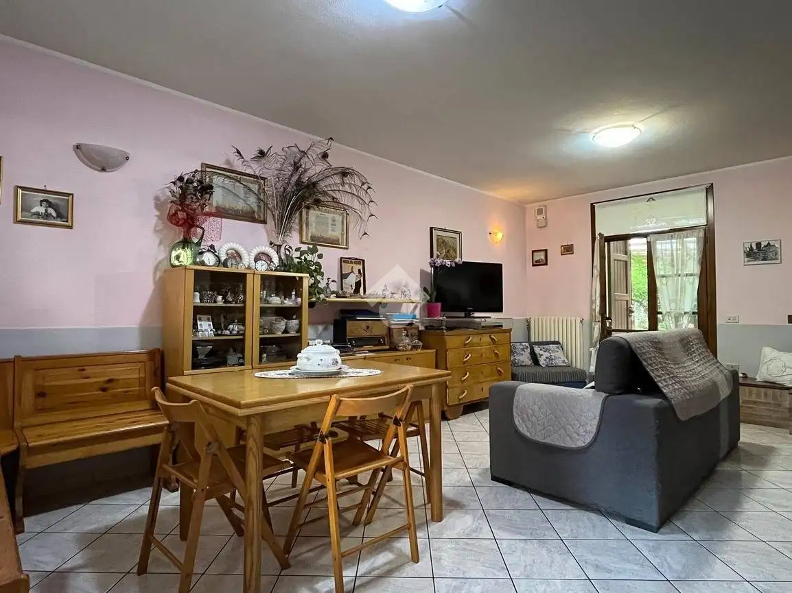 Villetta a schiera in vendita a Bibbiano