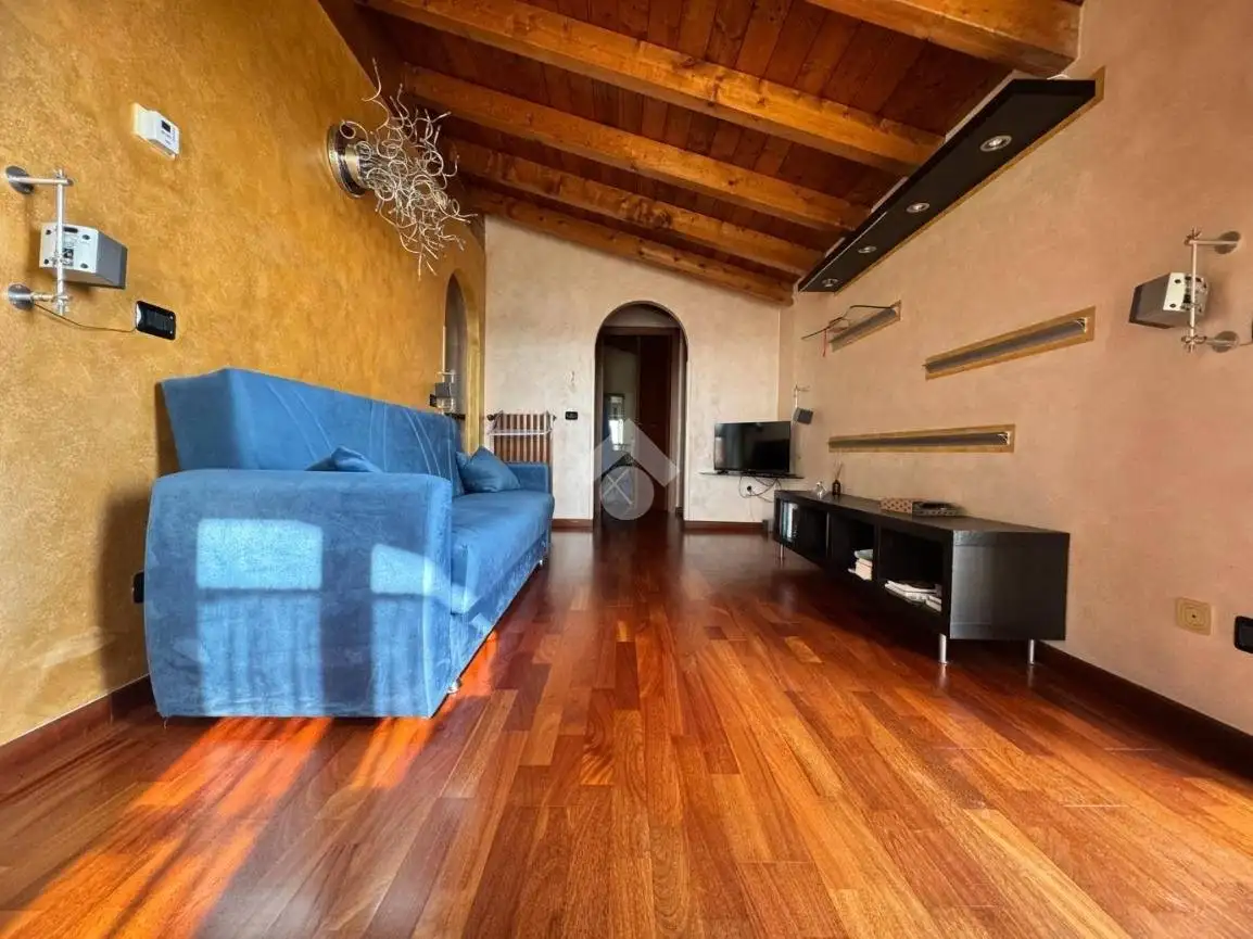 Trilocale via Ponte Fabbro 82, Centro, Cologne - foto 4