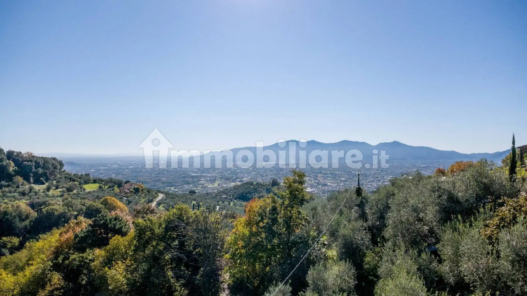 Casa indipendente in vendita a Lucca