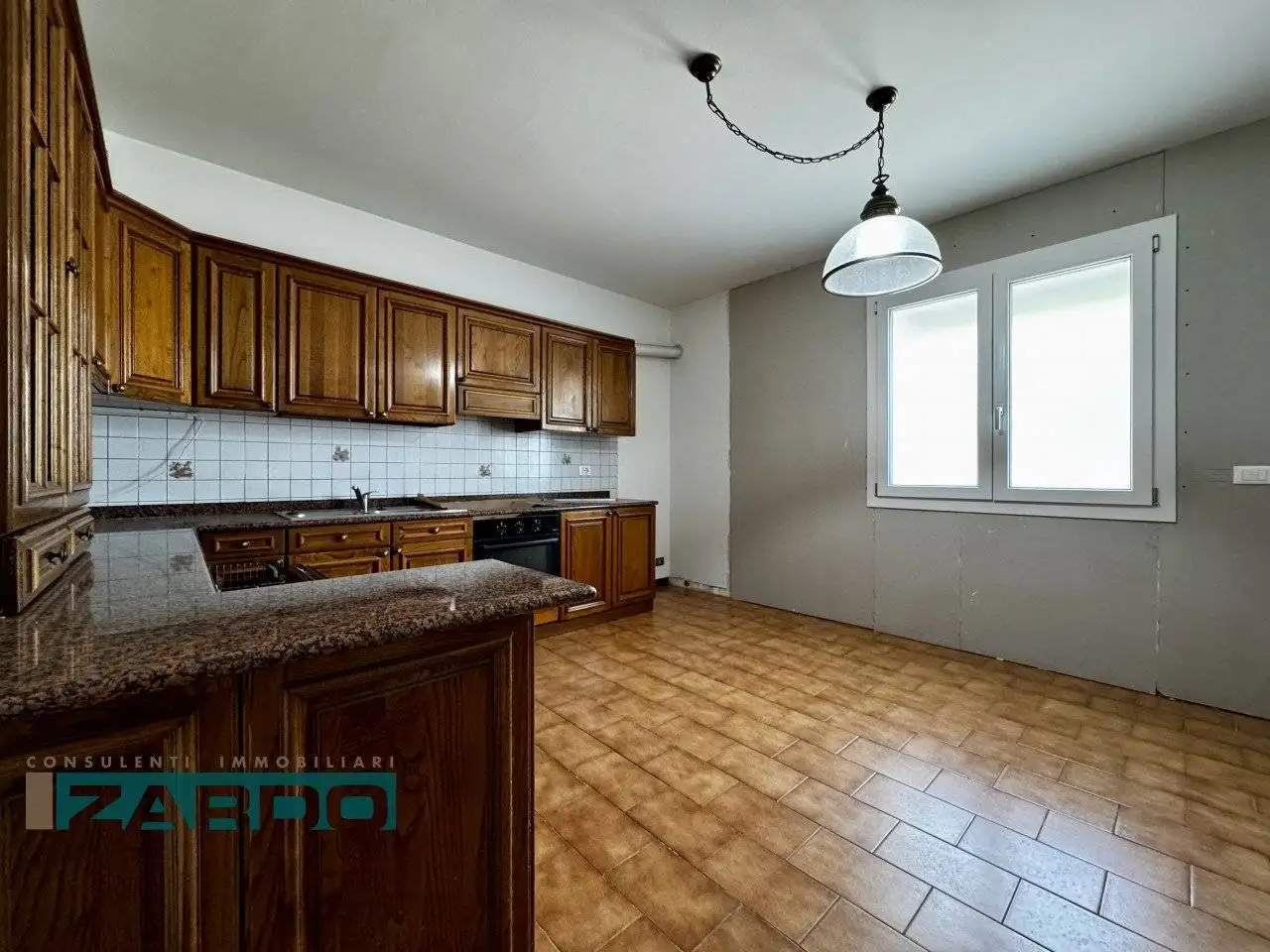 Villa a schiera 5 locali, buono stato, Castello di Godego - foto 2