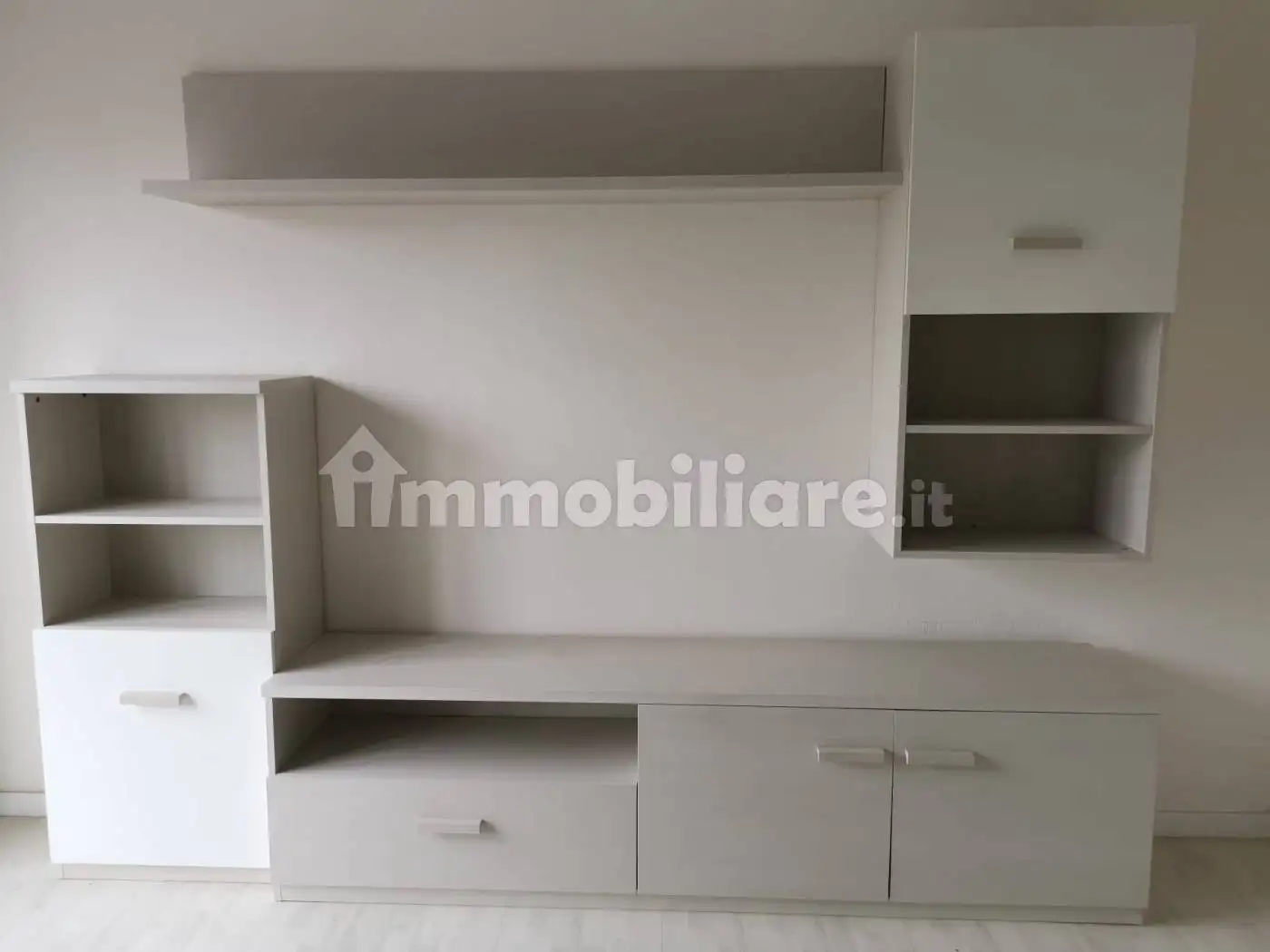 Trilocale piazza Castello 8, Centro, Cologno Monzese - foto 3